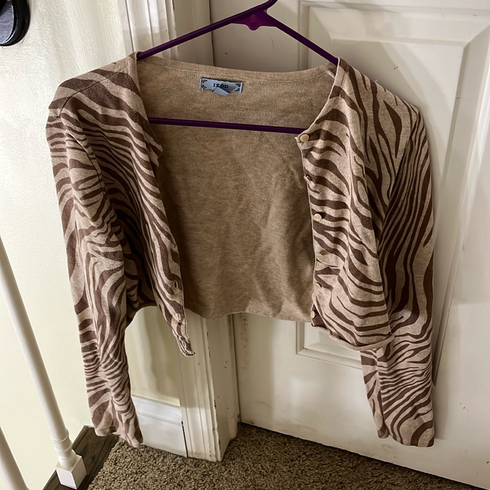 Cheetah print cropped button up